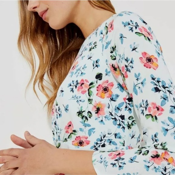 Loft Floral Tie Back Bell Sleeve Dress Size 8P - Picture 13 of 14